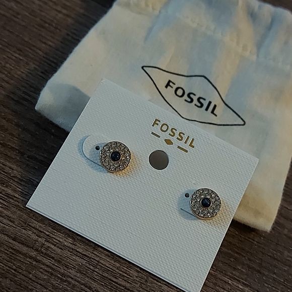 Earrings - Picture 3 of 6